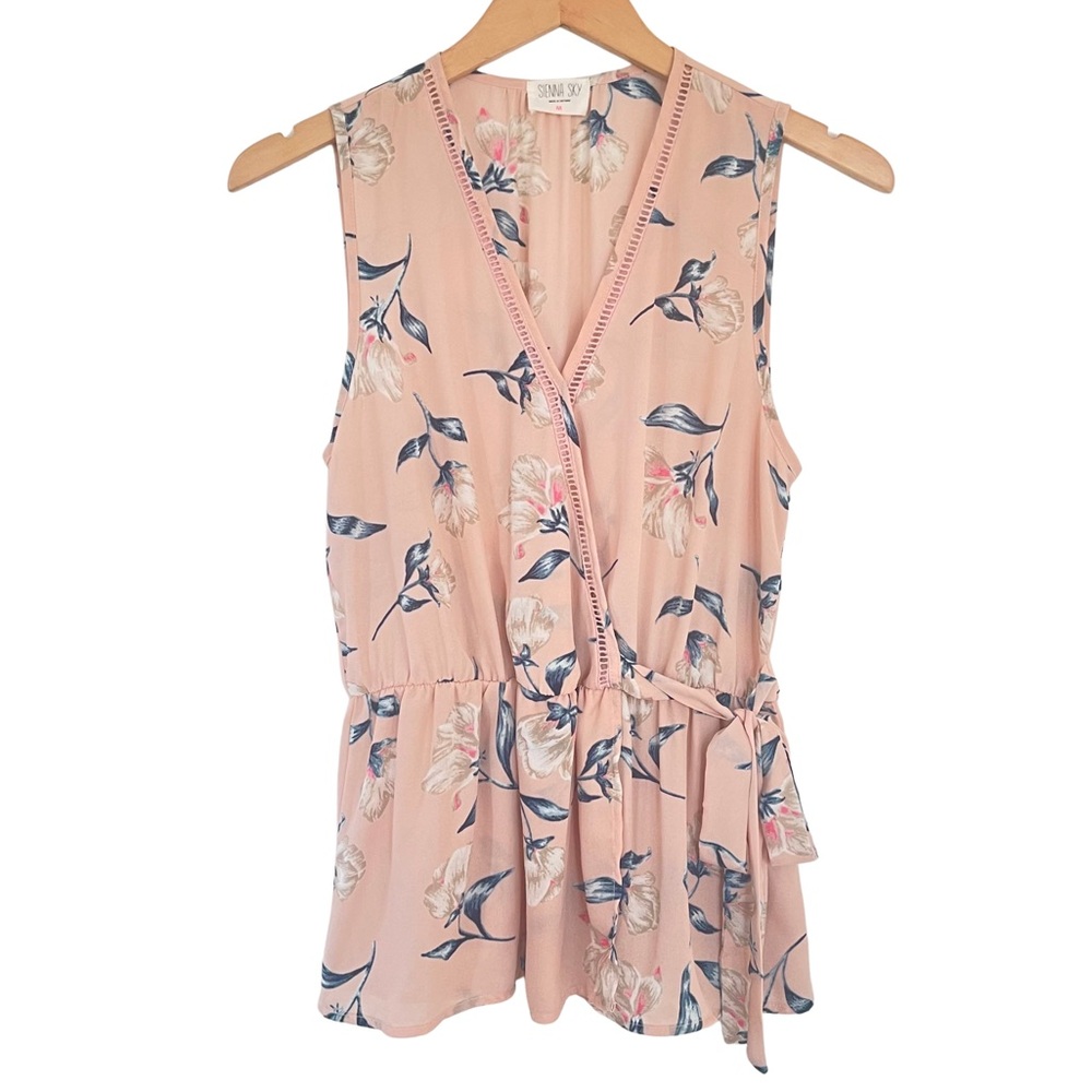 Floral peach Sleeveless peplum wrap blouse women’s size medium